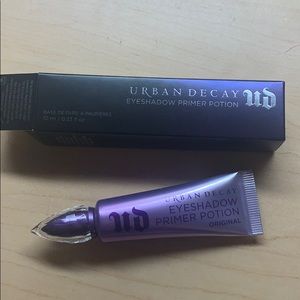 Urban Decay Eyeshadow Primer Potion